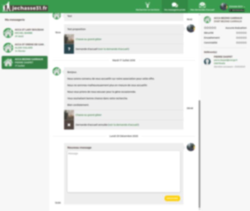 Messagerie privée : conversations entre associations et chasseurs avec suivi des demandes d'accueil.